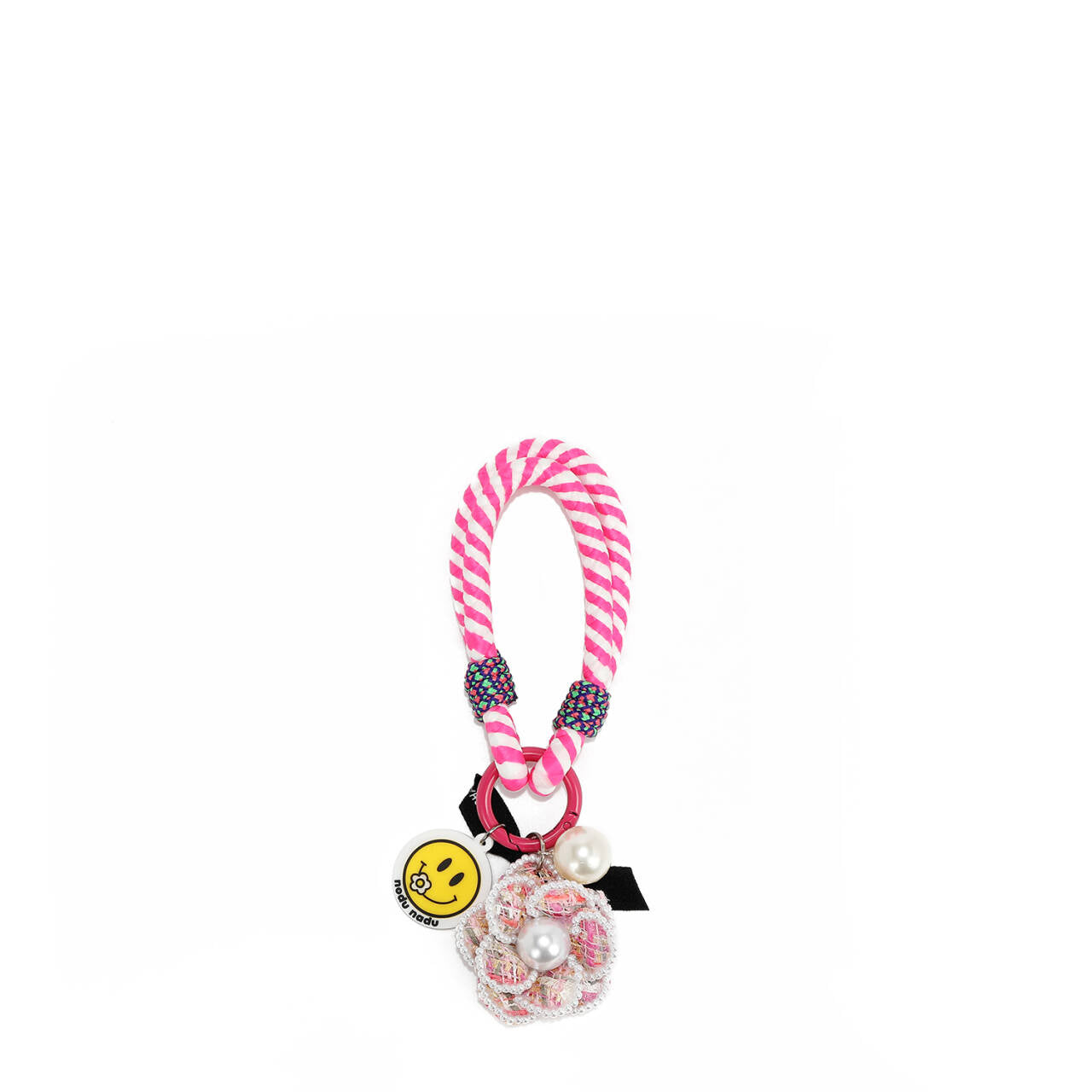 Charm de flor rosa con perla