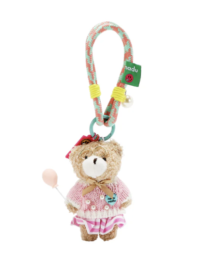 BELLA BEAR, EL ENCANTO DEL DÍA DE PRIMAVERA